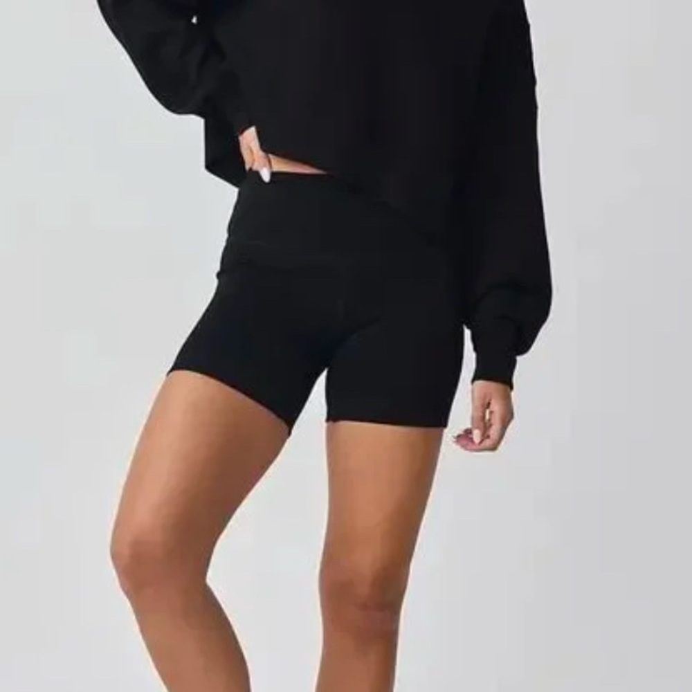 Biker Shorts in Black